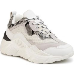 Sneakersy STEVE MADDEN - Antonia SM11000745-04005-077 White Multi. Szare półbuty damskie Steve Madden, na co dzień, bez wzorów, z zamszu, bez obcasa, na płaskiej podeszwie, bez zapięcia. Za 519,00 zł.