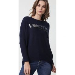 Granatowy Sweter Macfarlane. Niebieskie swetry damskie Born2be, xl, z aplikacjami, z dzianiny, bez rękawów, bez kaptura. Za 119,99 zł.