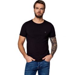 Koszulka Czarna Josh. Czarne koszulki męskie LANCERTO, xxl, z bawełny, krótkie. W wyprzedaży za 79,90 zł.