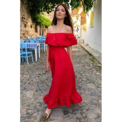 Sukienka MODEIRA RED. Czerwone sukienki damskie Sukienka MODEIRA RED, s, bez wzorów, bez kołnierzyka, bez rękawów, długie. W wyprzedaży za 69,00 zł.