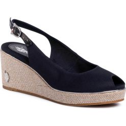 Espadryle U.S. POLO ASSN. - Victoria AGATA4089S0/CY1 Blk. Czarne espadryle damskie U.S. Polo Assn., bez wzorów, ze skóry ekologicznej, bez obcasa, na obcasie. Za 299,00 zł.