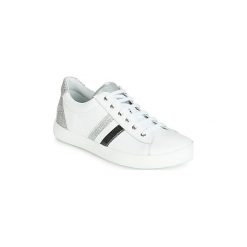Buty Dziecko GBB MAPLUE. Białe trampki dziewczęce GBB, bez wzorów, bez zapięcia. Za 389,00 zł.