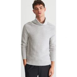 Sweter z bawełny organicznej - Jasny szar. Szare swetry klasyczne męskie marki Reserved, s, z bawełny. Za 139,99 zł.