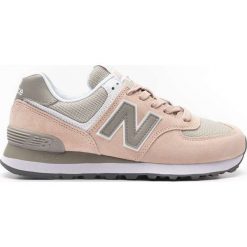 Różowe Sneakersy New Balance WL574NDA. Fioletowe sneakersy damskie Molly.pl, z zamszu. Za 349,00 zł.