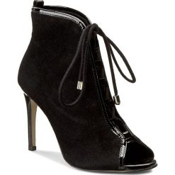 Buty zimowe damskie: Botki SOLO FEMME - 26428-03-B48/020-13-00 Czarny