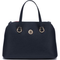 Tommy Hilfiger Core Medium Torebka Niebieski. Niebieskie torebki klasyczne damskie TOMMY HILFIGER, w paski, z materiału, bez dodatków. Za 654,95 zł.