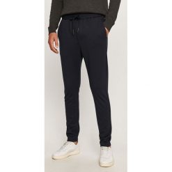 Only & Sons - Spodnie. Szare spodnie męskie Only & Sons, na co dzień, s, bez wzorów, z elastanu. Za 169,90 zł.