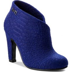 Botki UNITED NUDE - Fold Hi 1002606111 Cobalt. Niebieskie botki damskie na obcasie marki United Nude, z materiału. W wyprzedaży za 449,00 zł.
