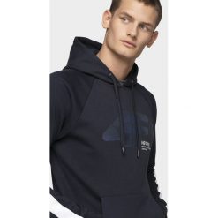 Bluza męska BLM206 - ciemny granat. Bluzy męskie s, z dzianiny, z kapturem. Za 149,99 zł.
