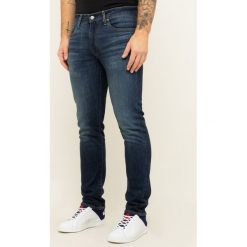 Jeansy Slim Fit Levi's® 511™ 04511-3953. Niebieskie jeansy męskie s, bez wzorów, z elastanu. W wyprzedaży za 289,00 zł.