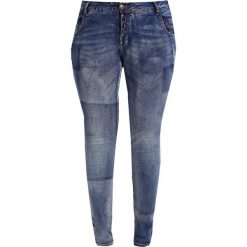Zizzi SANNA Jeansy Slim Fit blue. Niebieskie jeansy damskie relaxed fit marki Zizzi, z bawełny. W wyprzedaży za 164,45 zł.
