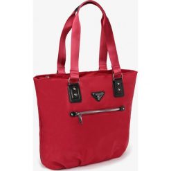 Bordowa Torebka Bellmoor. Czerwone torebki klasyczne damskie Renee, z aplikacjami, eleganckie, przez ramię, bez dodatków. Za 79,99 zł.