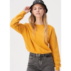Bluza ze ściągaczem - Żółty. Żółte bluzy damskie Sinsay, s, bez wzorów, bez rękawów, bez kaptura. Za 39,99 zł.
