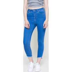 Vero Moda - Jeansy. Niebieskie jeansy damskie slim marki Vero Moda, z elastanu, z podwyższonym stanem. W wyprzedaży za 79,90 zł.