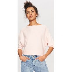Sweter z zabudowanym dekoltem - Różowy. Czerwone swetry klasyczne damskie Reserved, l. Za 59,99 zł.