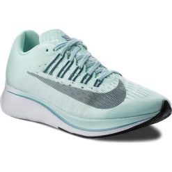 Buty NIKE - Zoom Fly 897821 300 Igloo/Deep Jungle/Noise Aqua. Zielone buty sportowe damskie Nike, bez wzorów, z tworzywa sztucznego, sportowe, do biegania, nike zoom. W wyprzedaży za 509,00 zł.