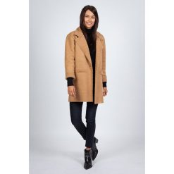 Płaszcz przejściowy w kolorze jasnobrązowym. Pomarańczowe kurtki damskie Snowie Collection, l, bez wzorów, z futra, długie, bez kaptura. W wyprzedaży za 159,95 zł.