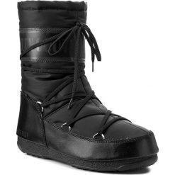 Śniegowce MOON BOOT - W.E. Soft Shade Mid 24004600001 Black. Czarne kozaki damskie Moon Boot, na zimę, ze skóry ekologicznej, bez obcasa, bez zapięcia. W wyprzedaży za 389,00 zł.