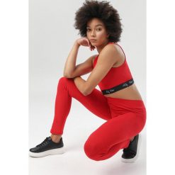 Czerwone Legginsy Helerris. Czerwone legginsy damskie Born2be, s, bez wzorów. Za 39,99 zł.