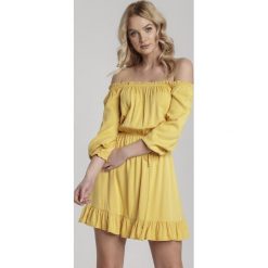 Żółta Sukienka Saphalenia. Żółte sukienki damskie Renee, s, bez wzorów, z tkaniny, eleganckie, z falbankami, bez rękawów, mini, rozkloszowane. Za 89,99 zł.