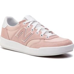 Sneakersy NEW BALANCE - WRT300HA Różowy. Różowe półbuty damskie New Balance, ze skóry. W wyprzedaży za 209,00 zł.