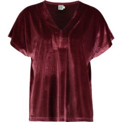 T-shirty damskie: Saint Tropez V NECK Tshirt z nadrukiem berry