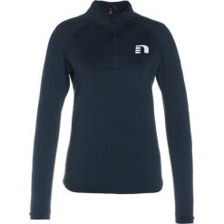Newline IMOTION Bluzka z długim rękawem thunder sky. Szare topy sportowe damskie marki Newline, xl, z elastanu, sportowe, z długim rękawem. W wyprzedaży za 186,75 zł.
