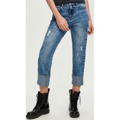 Jeansy relaxed fit - Niebieski. Jeansy damskie Sinsay. Za 89,99 zł.