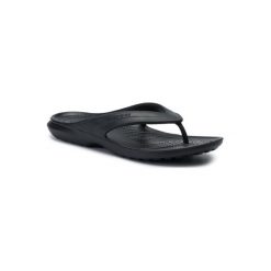 CROCS 202635-001M. Czarne klapki damskie Crocs, bez wzorów, z tworzywa sztucznego, bez obcasa. Za 89,99 zł.