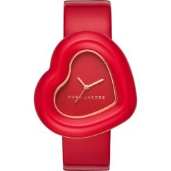 Marc Jacobs THE HEART Zegarek rot. Czerwone zegarki damskie marki Marc Jacobs. W wyprzedaży za 567,20 zł.