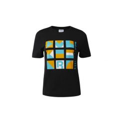 T-shirty z krótkim rękawem Reebok Classic Koszulka Gigi. Czarne koszulki damskie Reebok Classic, s, bez wzorów, bez kołnierzyka, z krótkim rękawem. Za 104,30 zł.