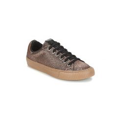 Buty Victoria DEPORTIVO METALIZADO. Żółte trampki i tenisówki damskie Victoria, bez wzorów, bez zapięcia. Za 119,50 zł.