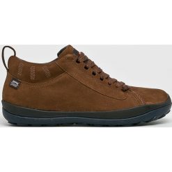 Camper - Buty. Pomarańczowe buty sportowe męskie marki Camper, ze skóry, na sznurówki. W wyprzedaży za 499,90 zł.
