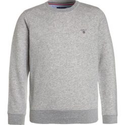 GANT THE ORIGINAL C NECK Bluza light grey melange. Szare bluzy męskie GANT, z bawełny. Za 249,00 zł.