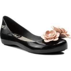 Baleriny ZAXY - Blossom Kids 82316 Black 50837 AA385017 33478. Czarne baleriny damskie Zaxy, z tworzywa sztucznego. W wyprzedaży za 129,00 zł.