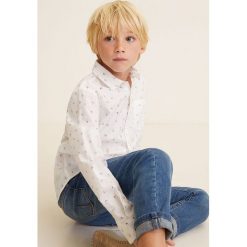 Mango Kids - Koszula dziecięca Damian4 104-164 cm. Białe koszule chłopięce marki Mango Kids, bez wzorów, z bawełny, casualowe, bez kołnierzyka, z długim rękawem, długie. Za 59,90 zł.