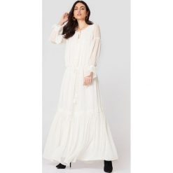 Sukienki: MANGO Długa sukienka Plumeti - White