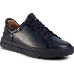 Sneakersy CLARKS - Un Maui Lace 261449904 Navy Leather. Niebieskie półbuty damskie Clarks, ze skóry. W wyprzedaży za 299,00 zł.