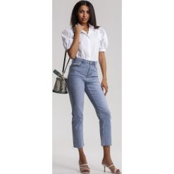 Niebieskie Jeansy Mom Fit Helisiphe. Niebieskie jeansy damskie Renee, w paski, z jeansu, z podwyższonym stanem. Za 119,99 zł.