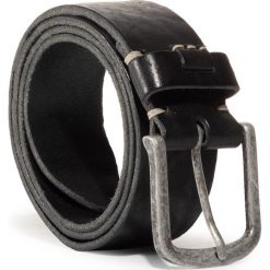 Pasek męski Pepe Jeans Warren Belt PM020942. Czarne paski męskie Pepe Jeans, w paski, z jeansu. W wyprzedaży za 149,00 zł.