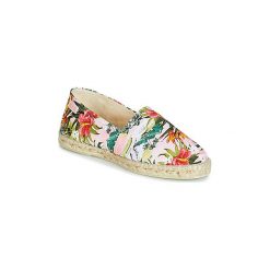 Espadryle Banana Moon MANATEA. Espadryle damskie Banana Moon, bez wzorów, bez obcasa. W wyprzedaży za 207,20 zł.