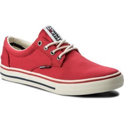 Tenisówki TOMMY JEANS - Textile Sneaker EM0EM00001 Tango Red 611. Czerwone półbuty męskie Tommy Jeans, na co dzień, bez wzorów, z jeansu, bez zapięcia. W wyprzedaży za 199,00 zł.
