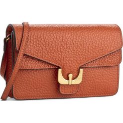 Torebka COCCINELLE - AV3 Pochette E5 AV3 55 E2 25 Calendula 210. Brązowe listonoszki damskie marki Coccinelle. W wyprzedaży za 749,00 zł.