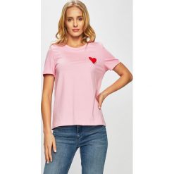 Vero Moda - Top. Białe bluzki damskie Vero Moda, s, z aplikacjami, z bawełny, casualowe, z okrągłym kołnierzem, z krótkim rękawem. W wyprzedaży za 39,90 zł.