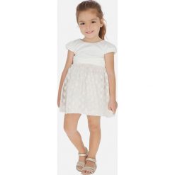Mayoral - Sukienka dziecięca 92-134 cm. Białe sukienki dziewczęce Mayoral, bez wzorów, z bawełny, z krótkim rękawem, krótkie, mini, rozkloszowane. Za 209,90 zł.