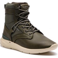 Sneakersy PEPE JEANS - Wade Combat PMS30491 Khaki Green 765. Zielone sneakersy męskie marki Pepe Jeans, bez zapięcia. W wyprzedaży za 209,00 zł.