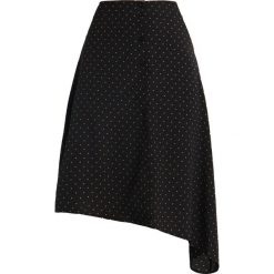 Fashion Union TURNER Spódnica trapezowa black. Czarne bez kategorii marki Fashion Union, z poliesteru, trapezowe. W wyprzedaży za 127,20 zł.