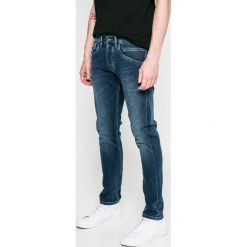 Pepe Jeans - Jeansy Cash St-Track. Niebieskie jeansy męskie marki Pepe Jeans. W wyprzedaży za 219,90 zł.