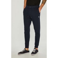 Polo Ralph Lauren - Spodnie. Niebieskie spodnie męskie Polo Ralph Lauren, na co dzień, xxl, bez wzorów, z elastanu, casualowe. W wyprzedaży za 339,90 zł.