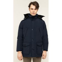 Kurtka zimowa Pierre Cardin 69190/000/4585. Niebieskie kurtki męskie Pierre Cardin, na zimę, m, bez wzorów, z bawełny, bez kaptura. W wyprzedaży za 789,00 zł.